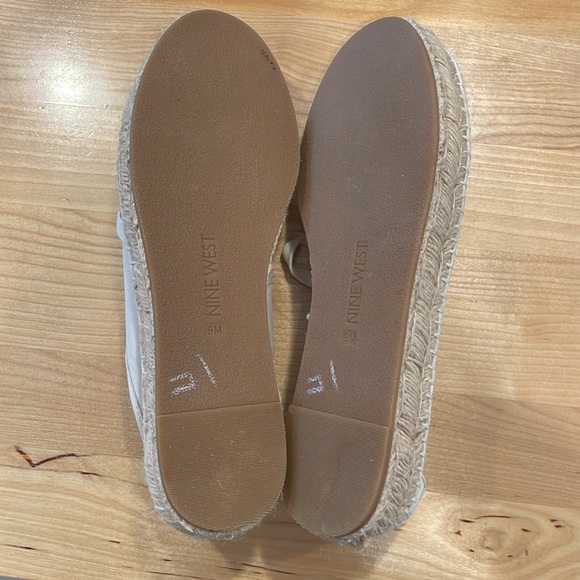 Nine West leather espadrilles size 9 never worn. - Picture 4 of 6